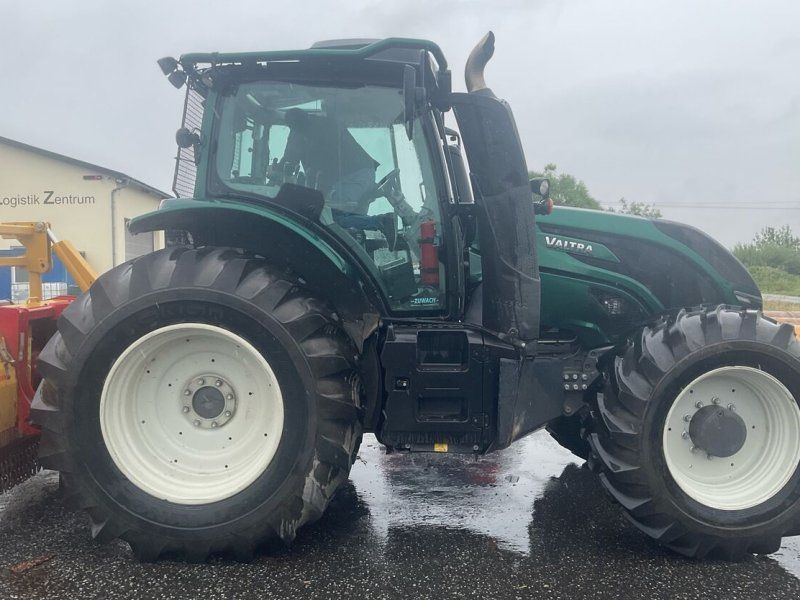 Valtra T174