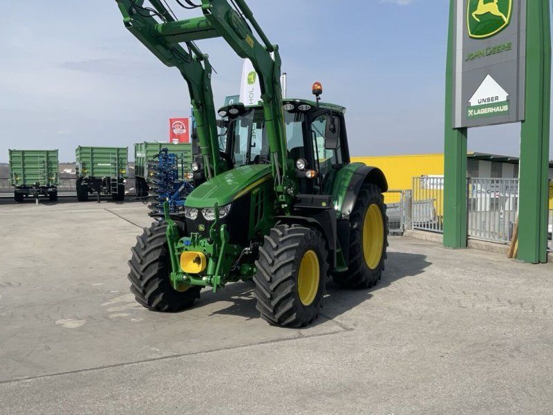 John Deere 6120M