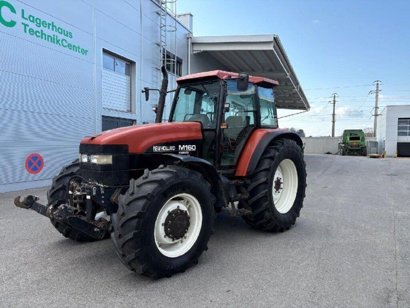 New Holland M160