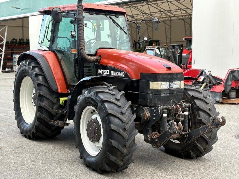 New Holland M160