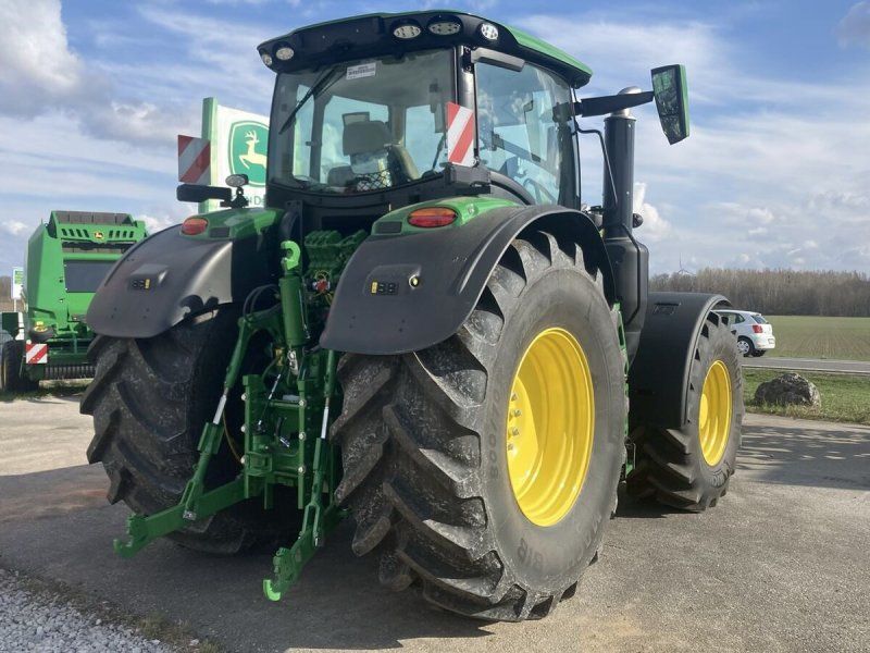John Deere 6R 250