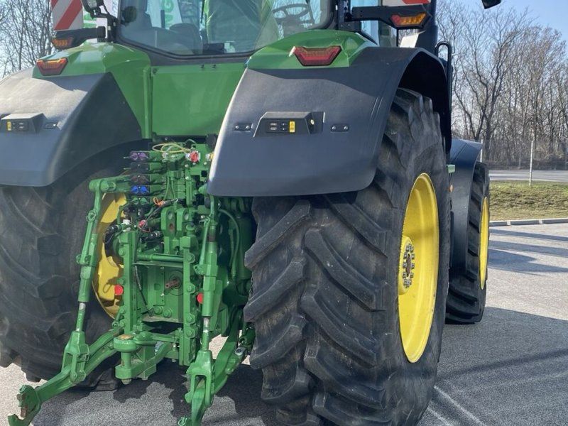 John Deere 7R 330