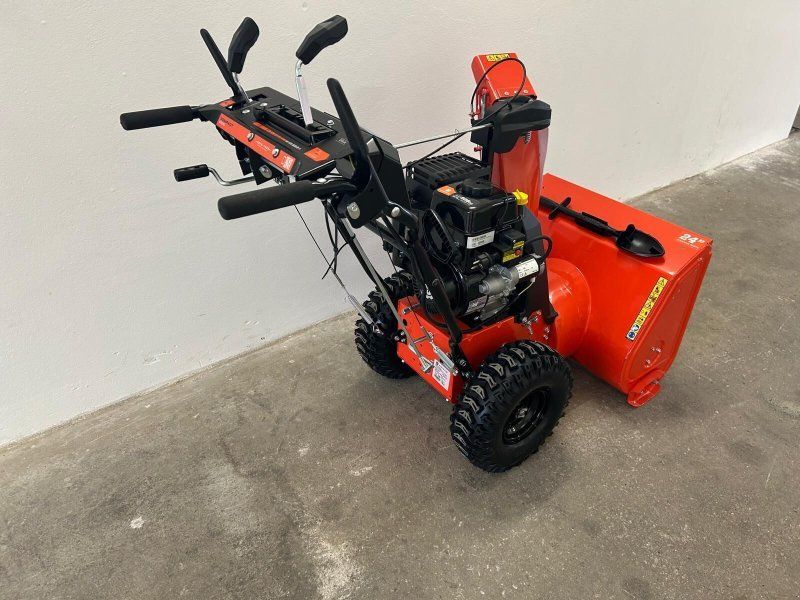 Ariens ST24 DLE Compact
