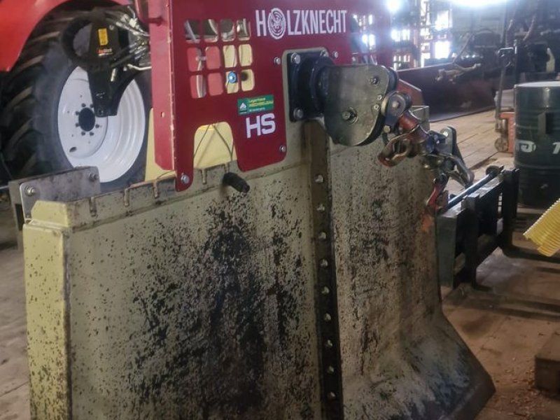 Holzknecht HS 750