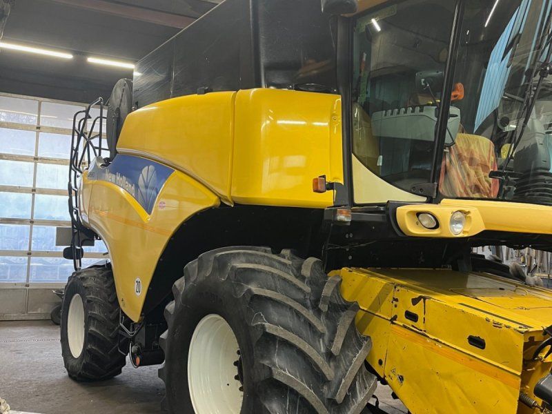New Holland CR 960