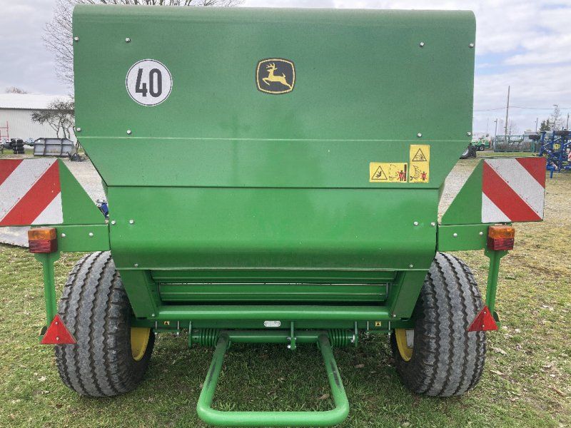 John Deere F441M