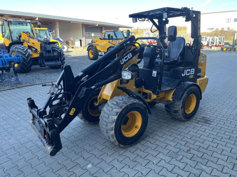 JCB 403 PLUS Agri