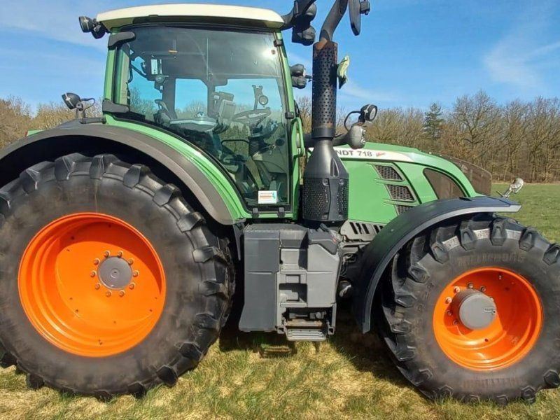Fendt 718 Vario SCR Profi
