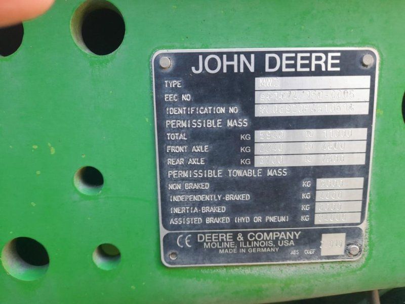John Deere 6920