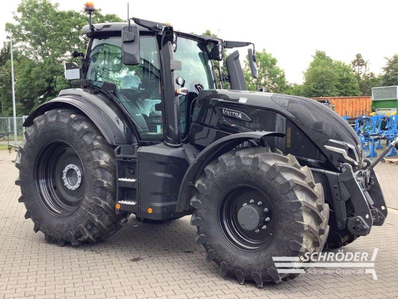 Valtra Q 245