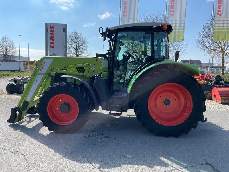 Claas Arion 440 CIS Panoramic