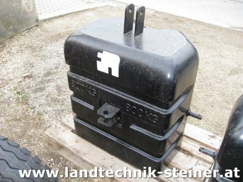 Massey Ferguson Beton  800kg