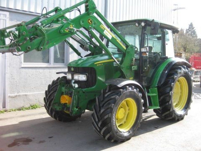 John Deere 5100 R