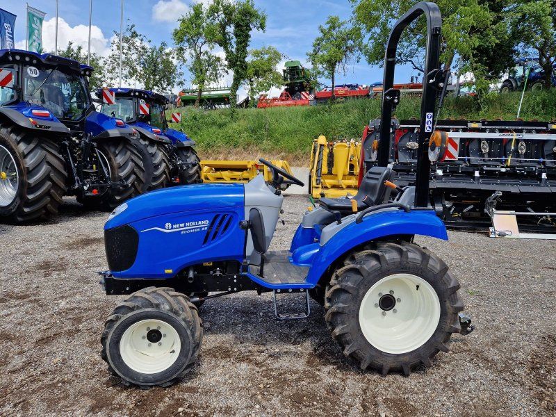 New Holland Boomer 25