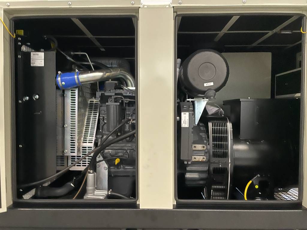 Iveco NEF45TM3 - 132 kVA Generator - DPX-19792