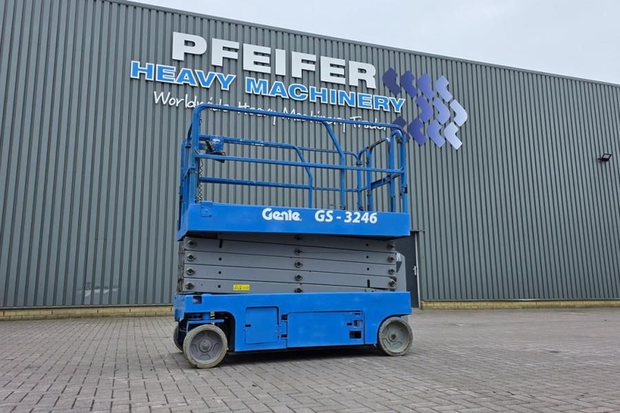 Genie GS3246 Electric, Working Height 11.75 m, 318kg Cap