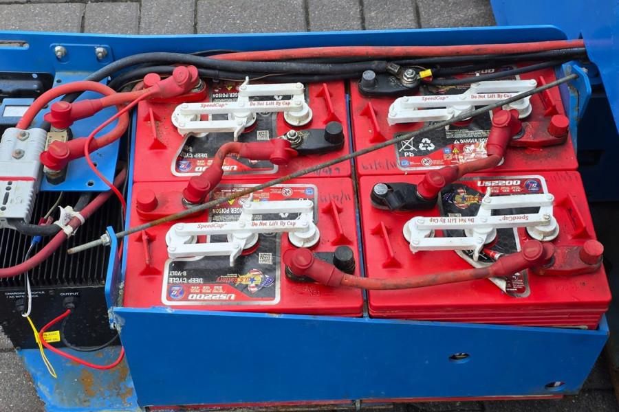 Genie GS3246 Electric, Working Height 11.75 m, 318kg Cap