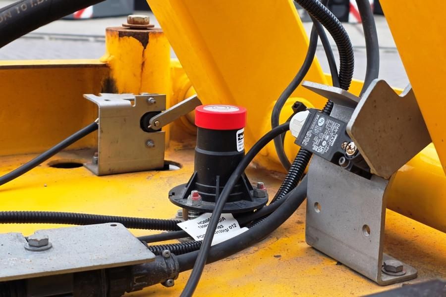 Haulotte Compact 10N Electric, 10m Working Height, 230kg Ca