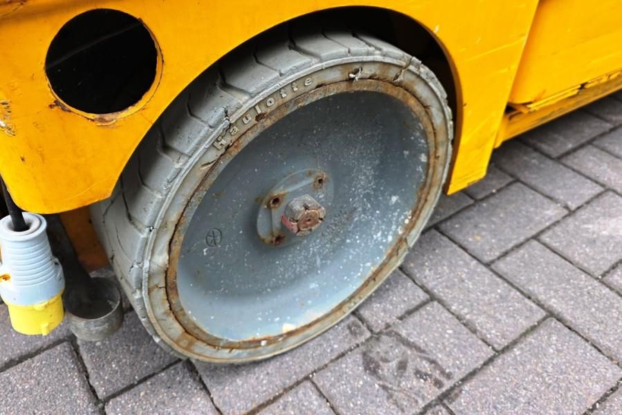 Haulotte Compact 10N Electric, Batteries(03-2025) 10m Work