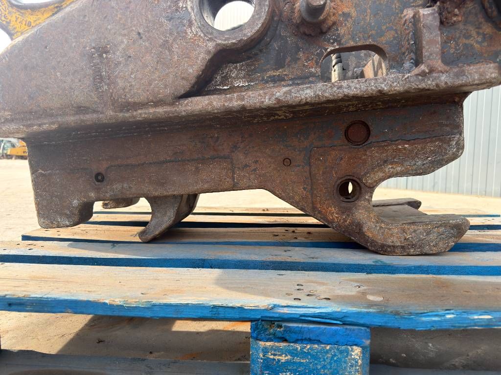 Miller Caterpillar 320D / 320 / 320E / 323 / 323D / 323E