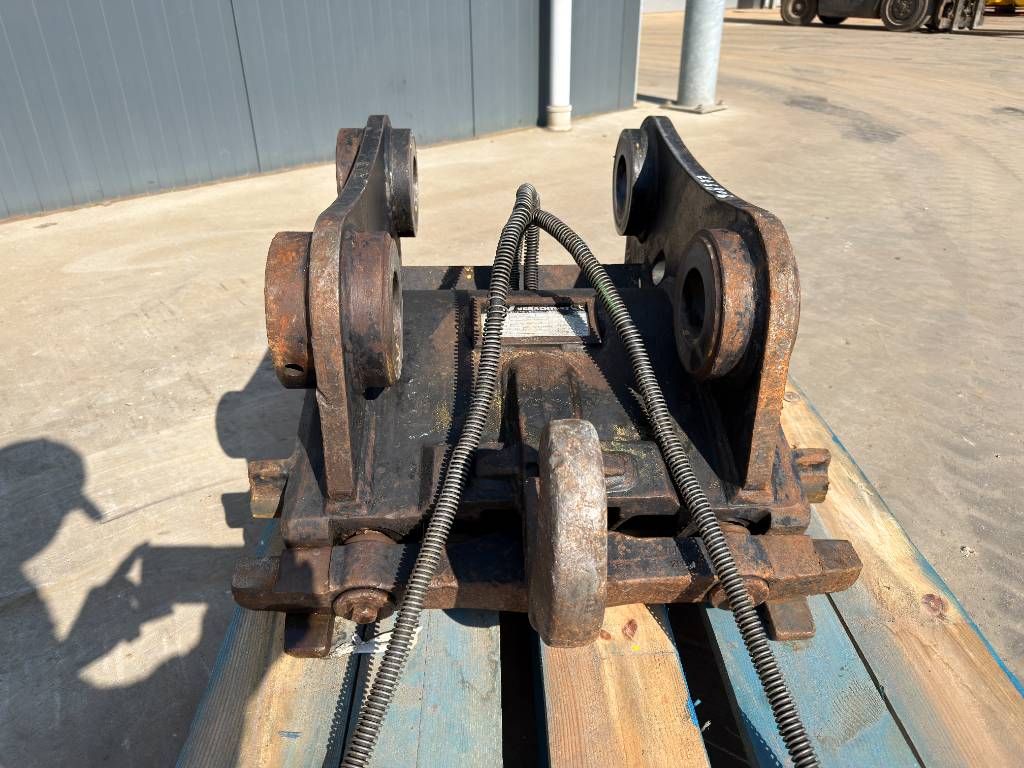 Verachtert CW40 - M318D / 320D / 320E / 320F / 323D / 323E /