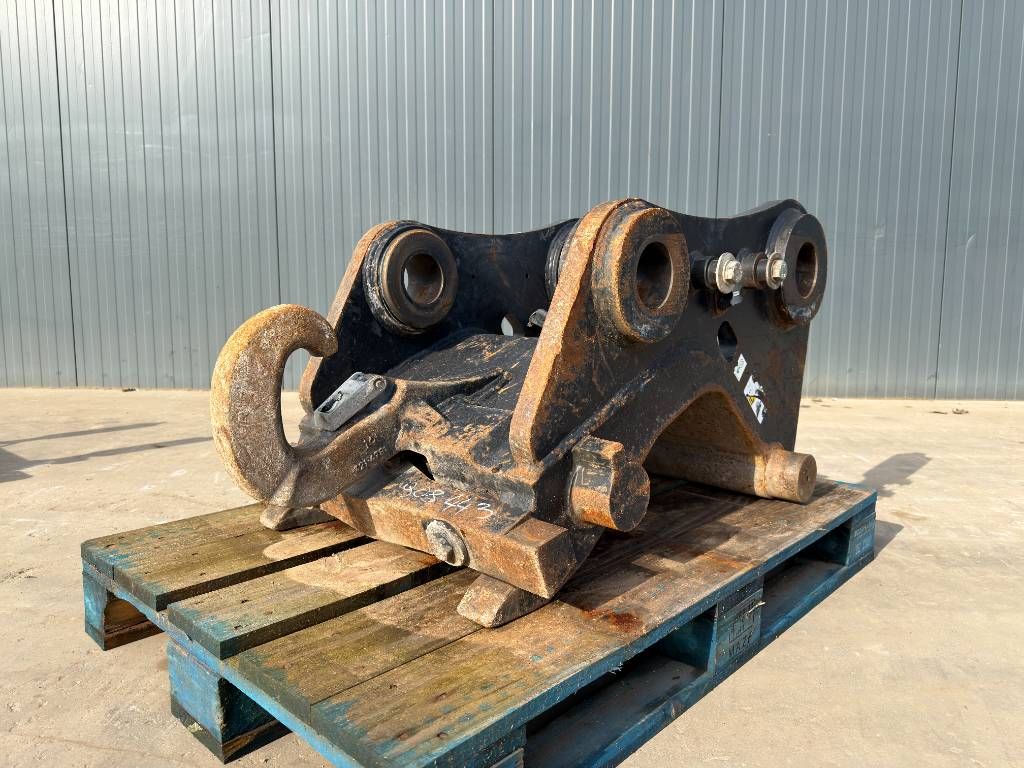 Verachtert CW45S - 330D / 336E / 336F / 340