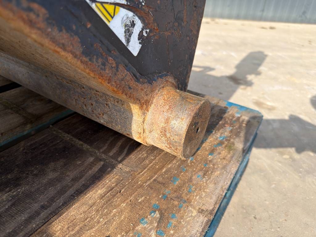 Verachtert CW45S - 330D / 336E / 336F / 340