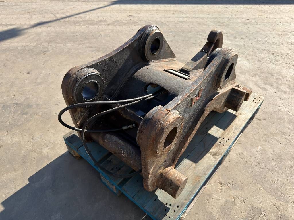 Verachtert CW55S - 325D / 329D / 329E / 330F