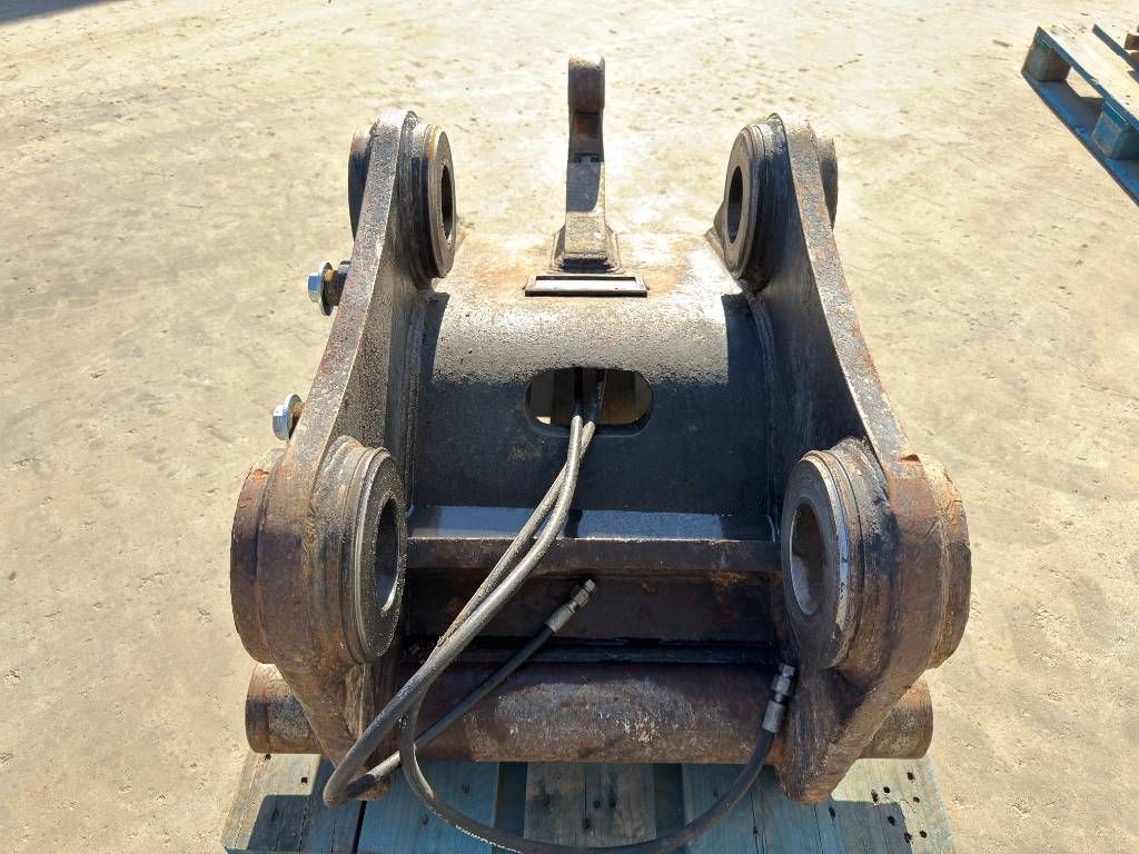 Verachtert CW55S - 325D / 329D / 329E / 330F