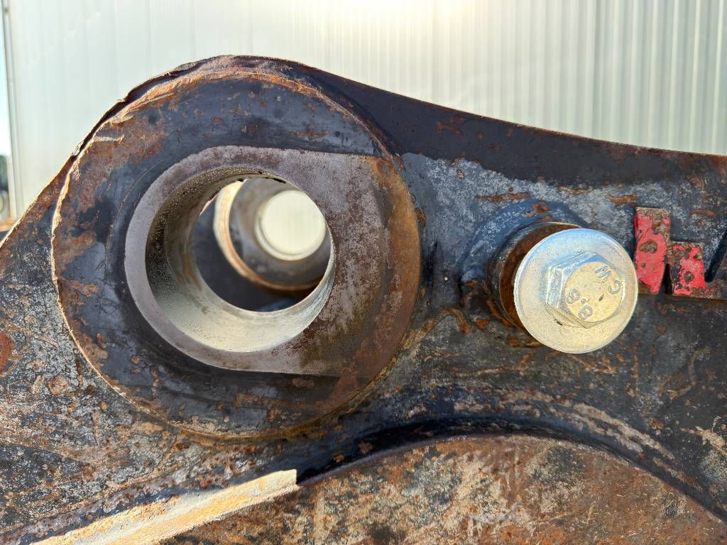 Verachtert CW55S - 325D / 329D / 329E / 330F