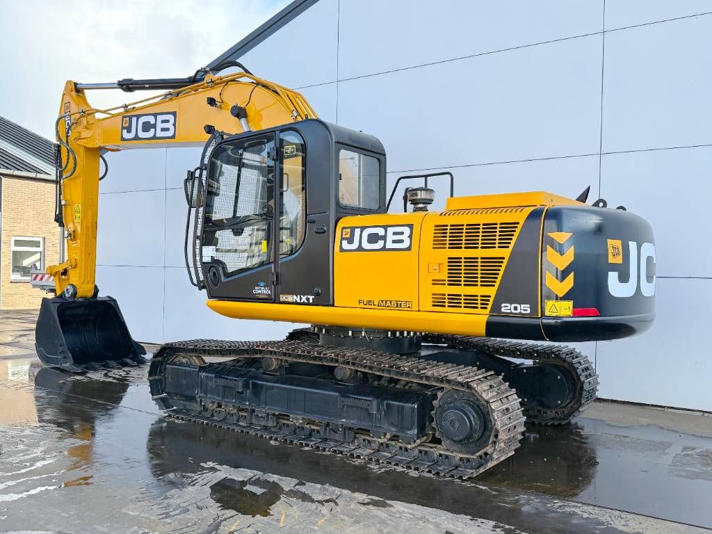 JCB 205 *2026 Model* - New / Unused / Hammer Lines