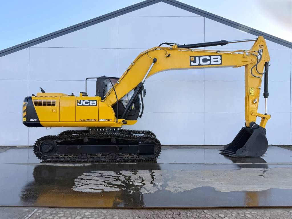 JCB 205 *2026 Model* - New / Unused / Hammer Lines