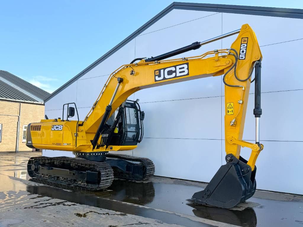 JCB 205 *2026 Model* - New / Unused / Hammer Lines