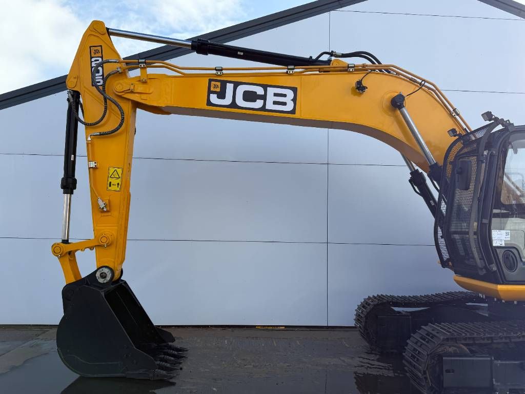 JCB 205 *2026 Model* - New / Unused / Hammer Lines