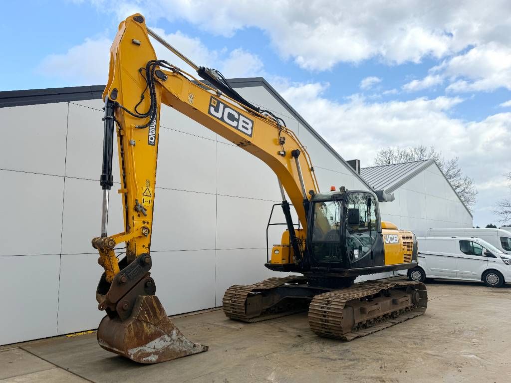 JCB JS220LC - Hammer Lines / Quick Coupler / Camera