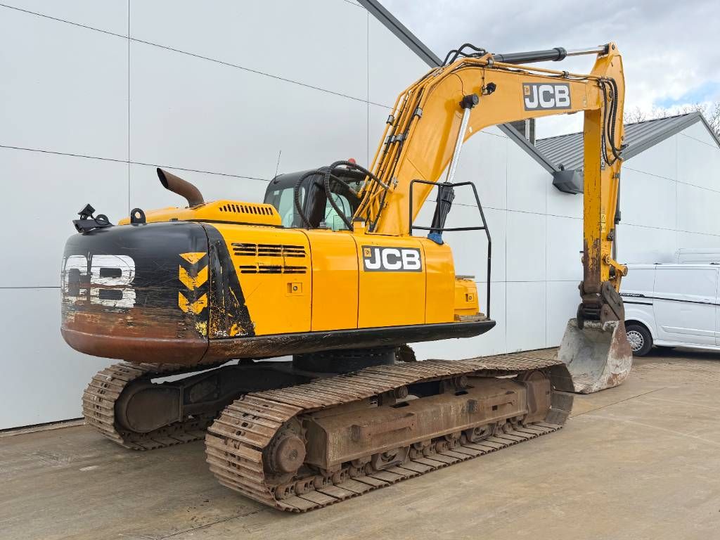 JCB JS220LC - Hammer Lines / Quick Coupler / Camera