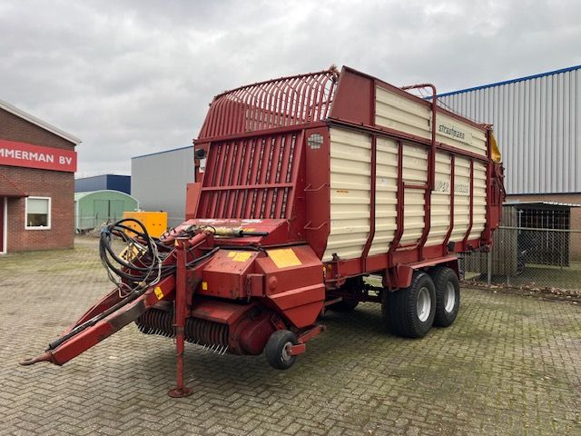 Strautmann Super Vitesse II DO Opraapwagen