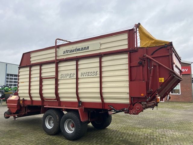 Strautmann Super Vitesse II DO Opraapwagen