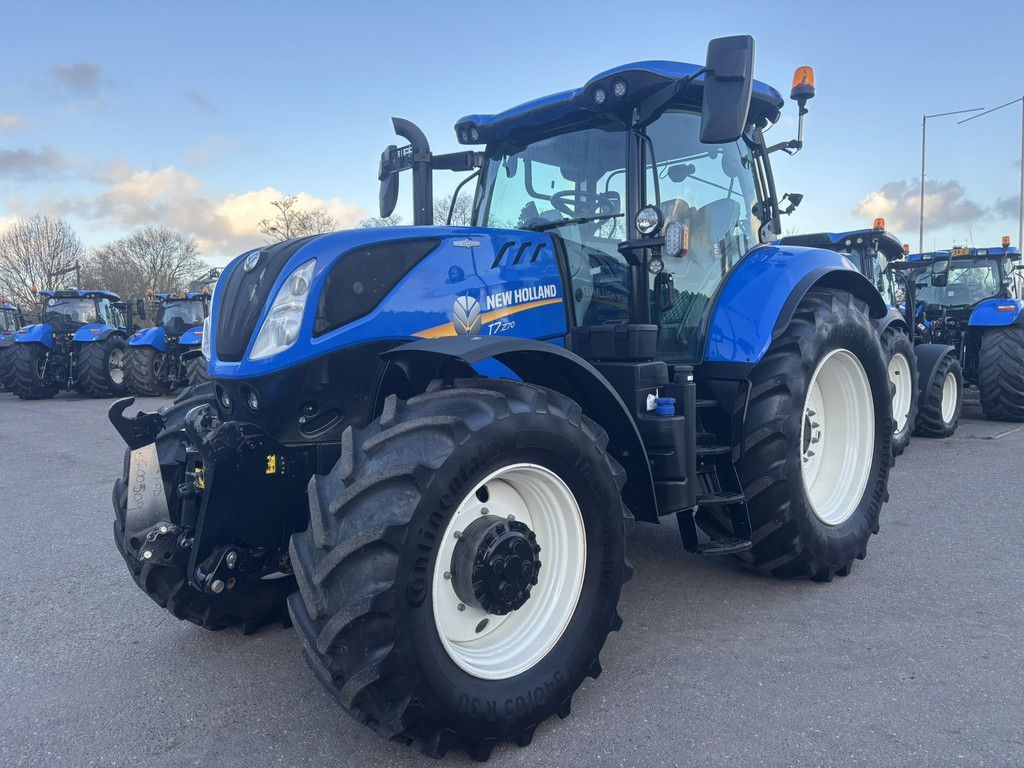 NEW HOLLAND T7.270 AC Stage V