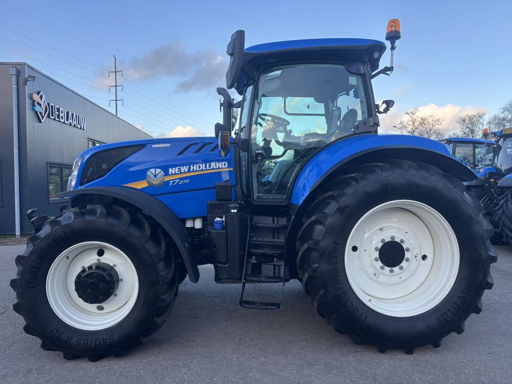 NEW HOLLAND T7.270 AC Stage V