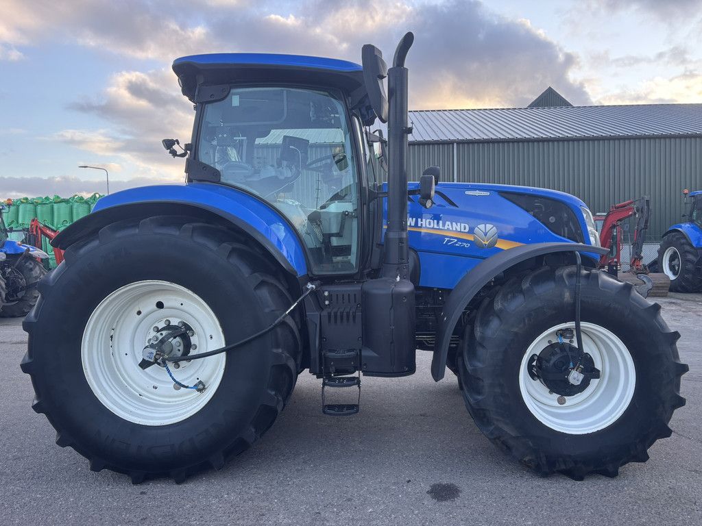 NEW HOLLAND T7.270 AC