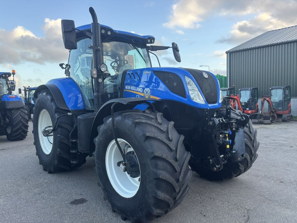 NEW HOLLAND T7.270 AC