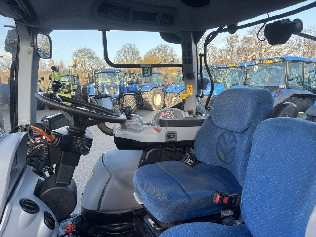 NEW HOLLAND T7040 PC/SIDEWINDER