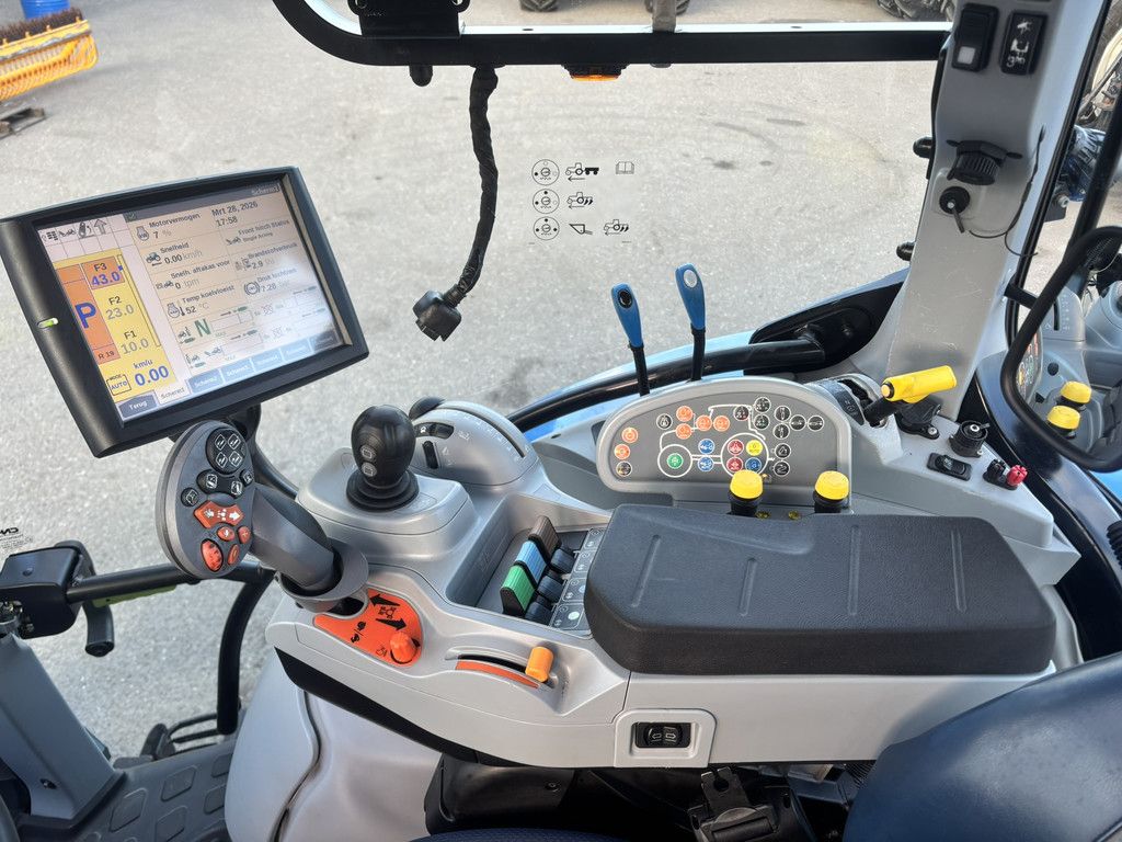 NEW HOLLAND T5.140 AC