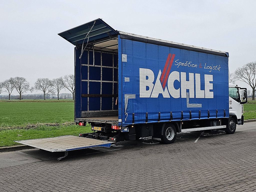 RENAULT D 180 7.49t manual airco