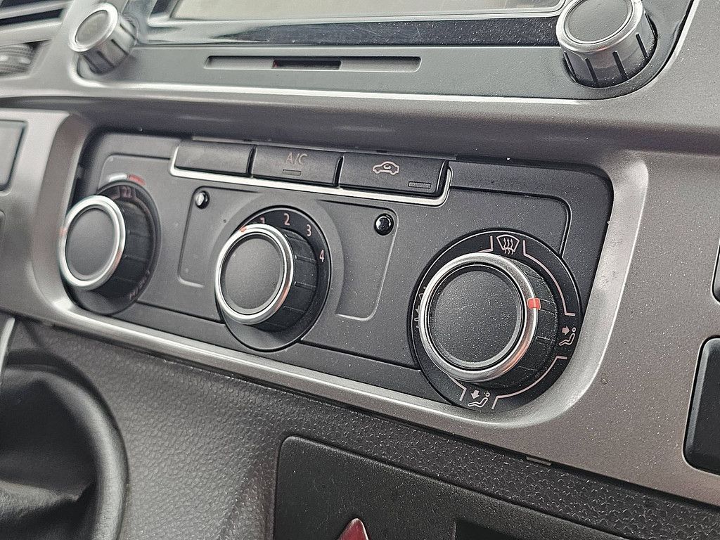 VOLKSWAGEN TRANSPORTER 2.0 TDI 140 pk ac lang