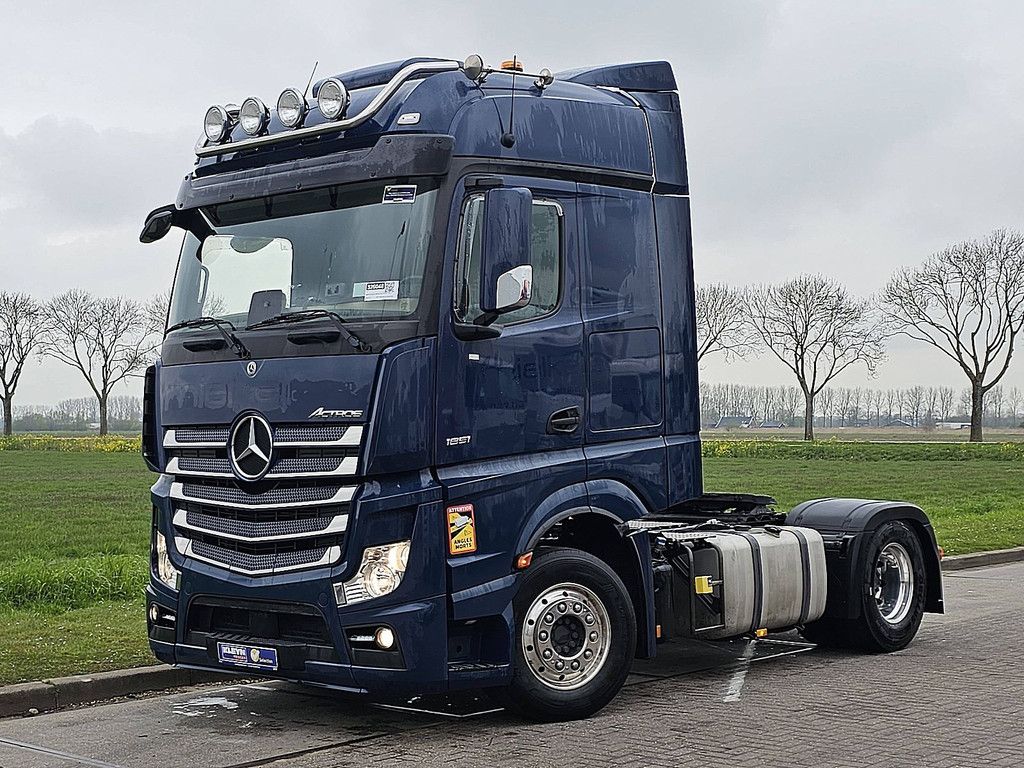 MERCEDES-BENZ ACTROS 1851