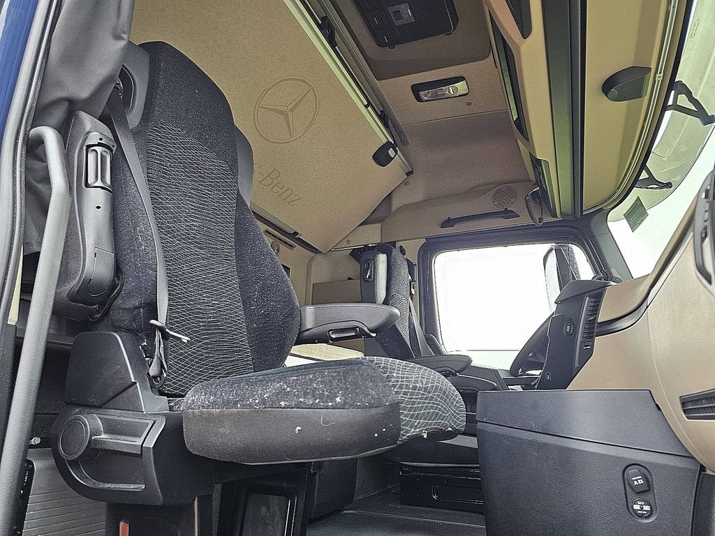 MERCEDES-BENZ ACTROS 1851