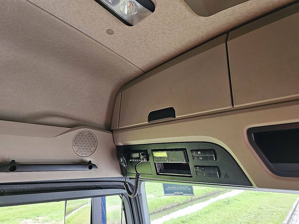 MERCEDES-BENZ ACTROS 1851