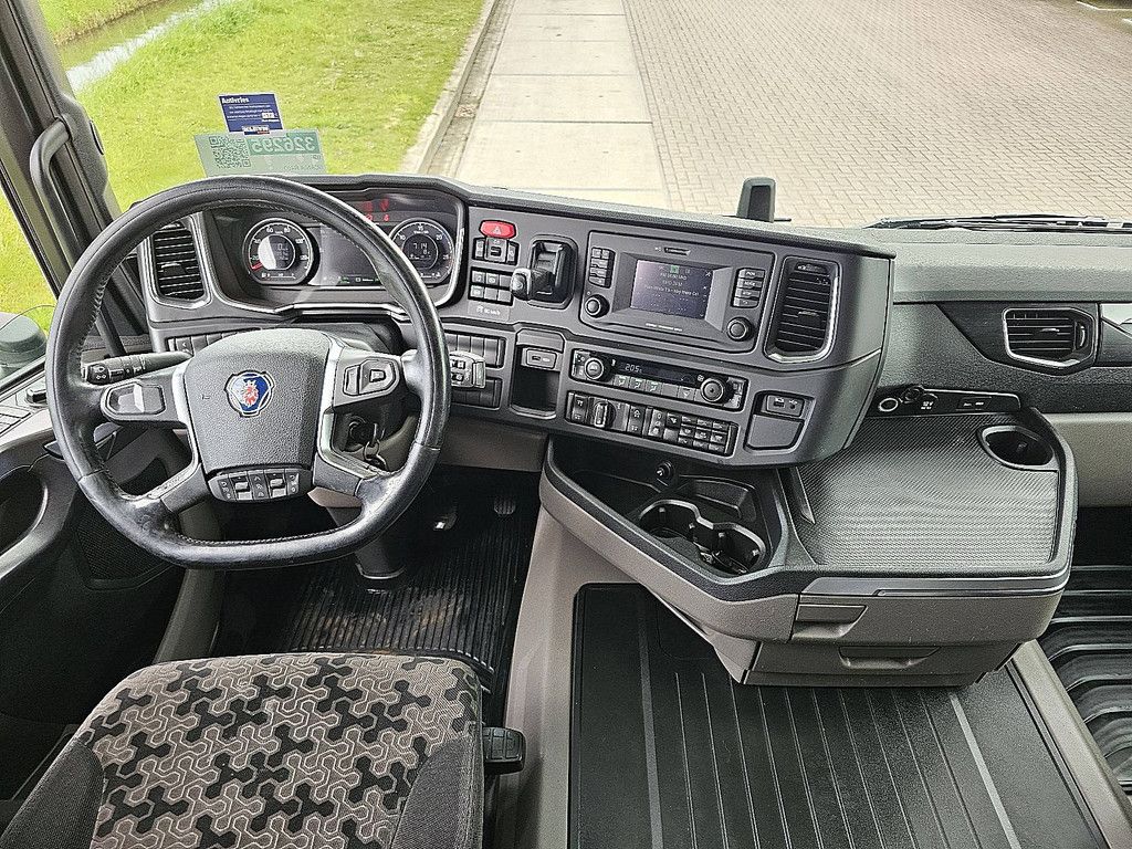 SCANIA R450 6x2*4